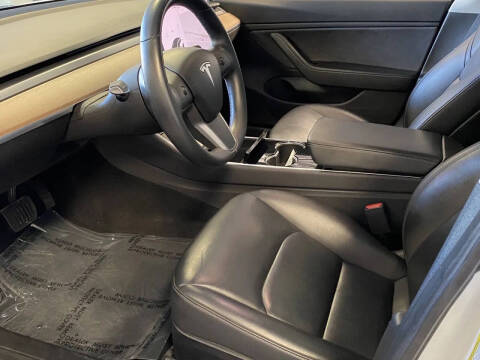 2018 Tesla Model 3 Mid Range