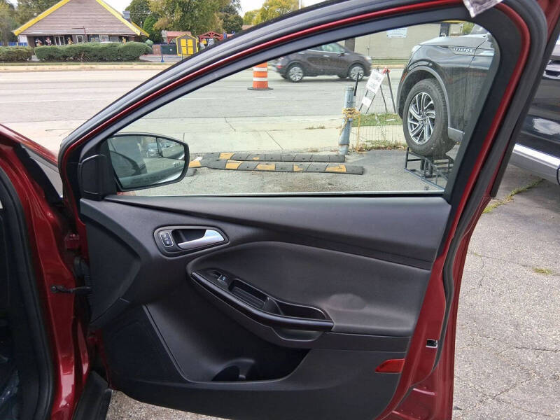 2017 Ford Focus Titanium