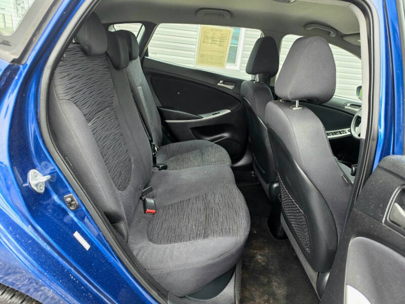 2017 Hyundai Accent SE