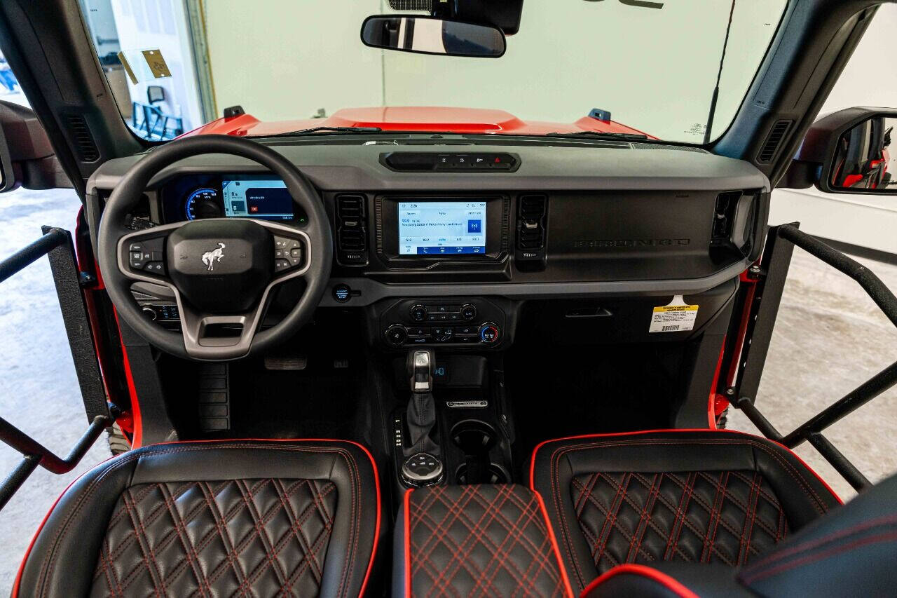 2023 FORD Bronco SUV / Crossover - $67,999