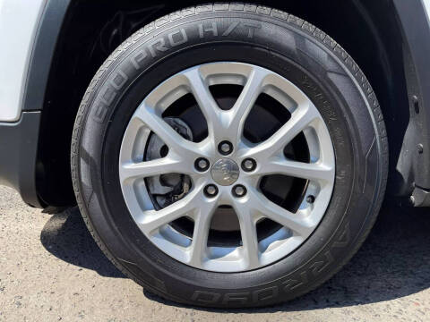 2017 Jeep Cherokee Latitude