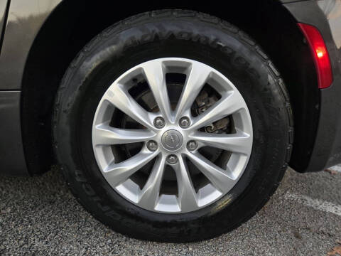 2017 Chrysler Pacifica Touring Plus