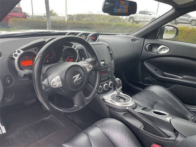 2016 Nissan 370Z Sport