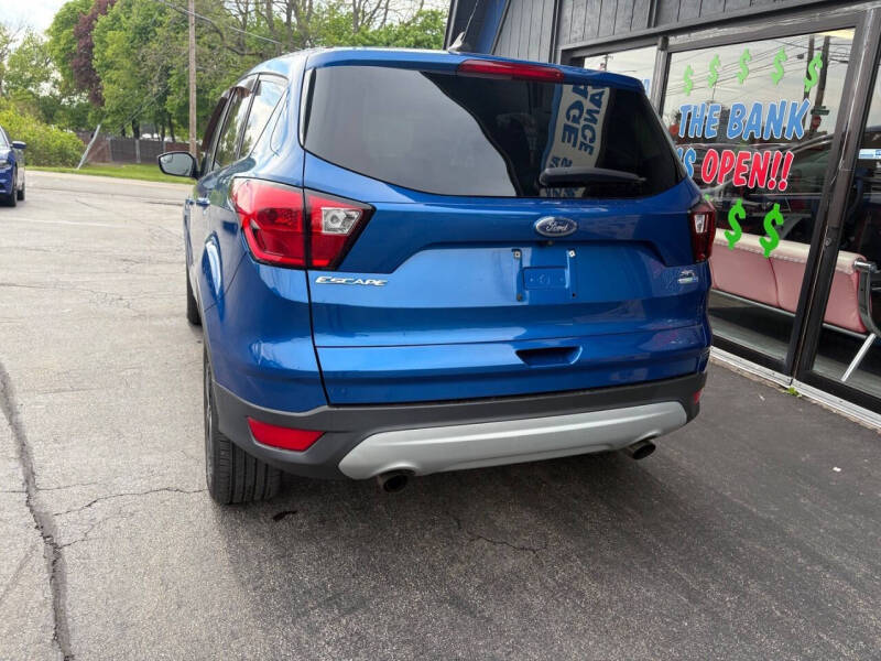 2019 Ford Escape SE