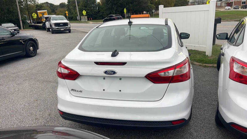 2014 Ford Focus S