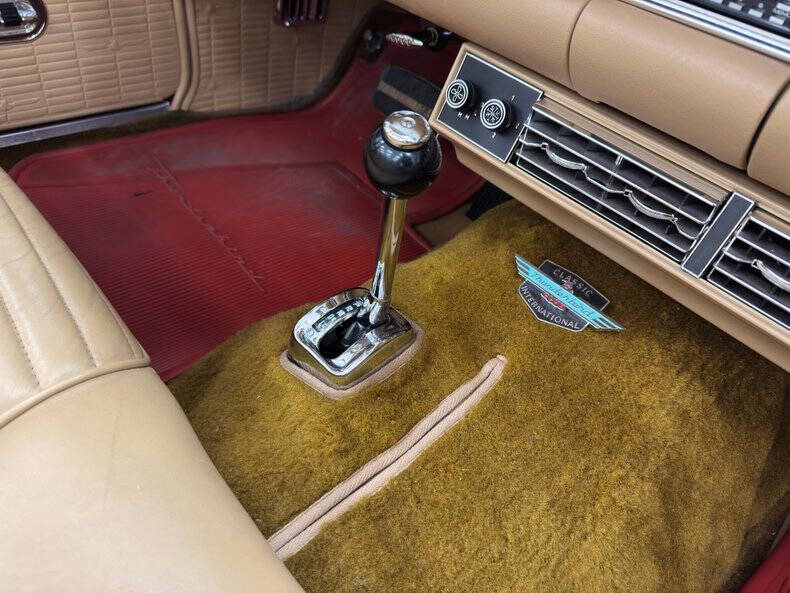 1957 Ford Thunderbird