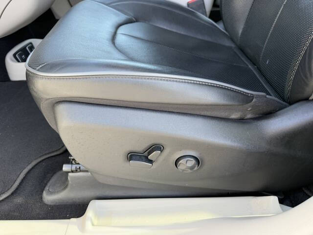 2020 Chrysler Pacifica Limited