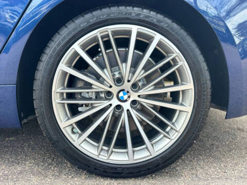 2019 BMW 5 Series 540i
