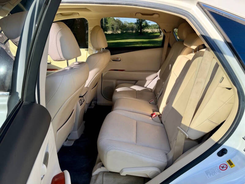 2011 Lexus RX 450h - Photo 18