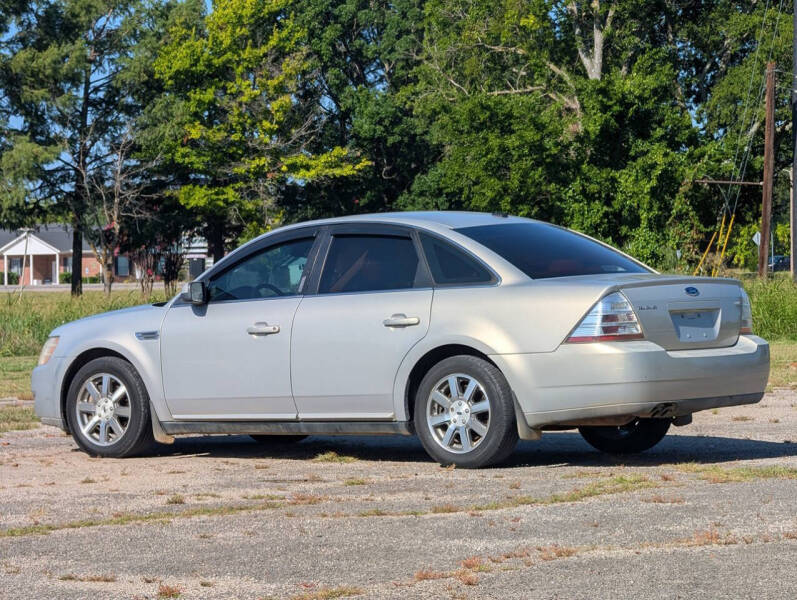 2009 Ford Taurus SEL