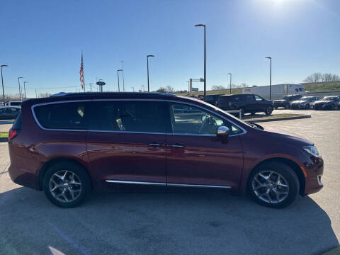 2020 Chrysler Pacifica Limited