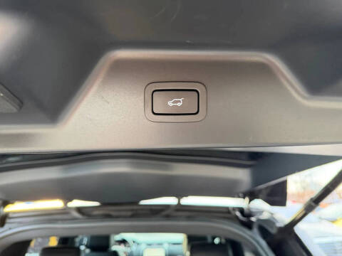 2020 Land Rover Range Rover P525 HSE