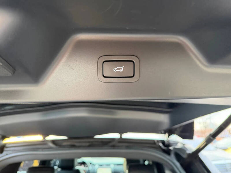 2020 Land Rover Range Rover P525 HSE