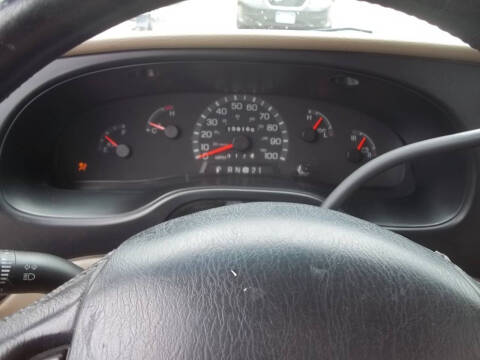 2001 Ford E-Series E-150