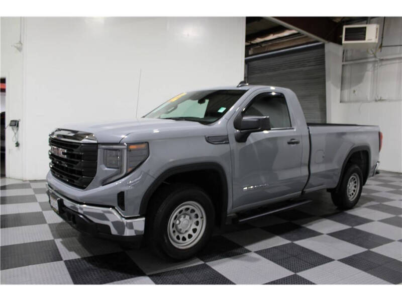 2025 GMC Sierra 1500 Pro