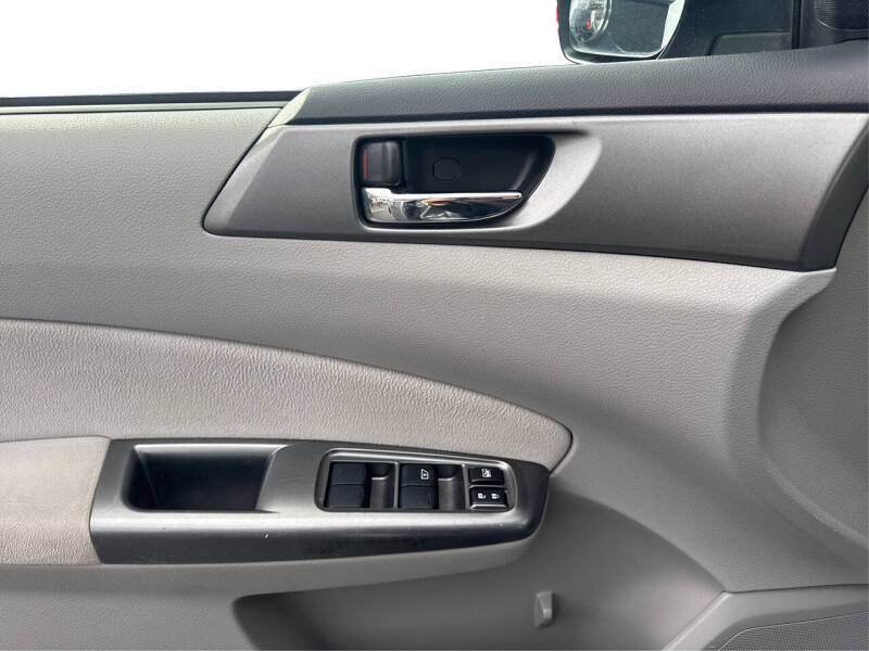 2011 Subaru Forester 2.5X Limited