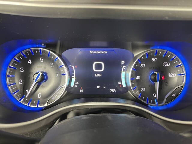 2026 Chrysler Voyager LX