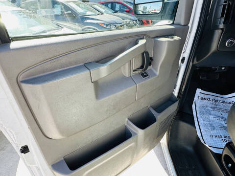 2019 Chevrolet Express 2500