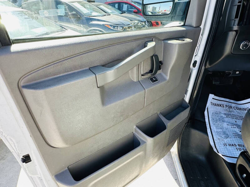 2019 Chevrolet Express 2500