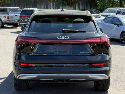 2019 Audi e-tron quattro Premium Plus