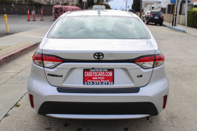 2022 Toyota Corolla LE