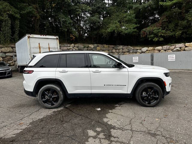 2023 Jeep Grand Cherokee for sale at Bowman Auto Center in Clarkston, MI