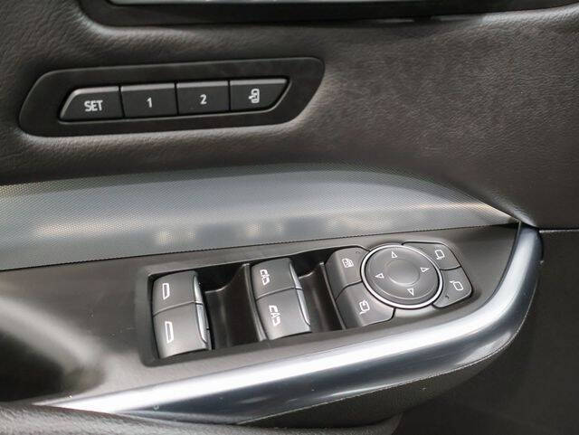 2021 Cadillac XT4 Premium Luxury