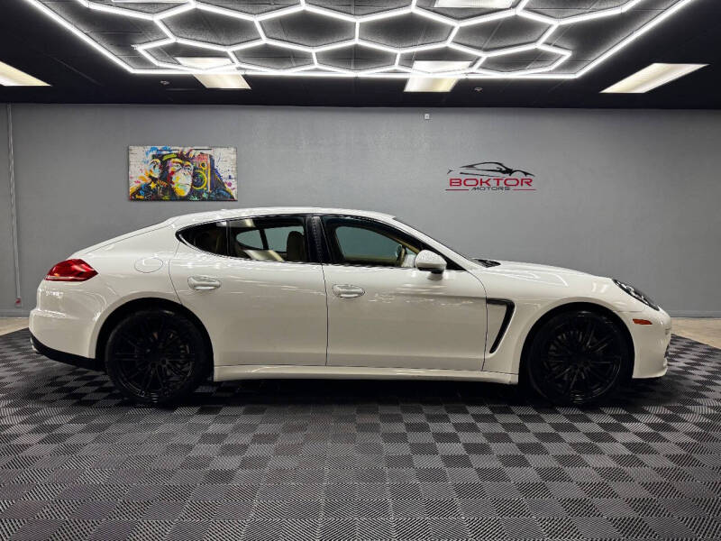 2015 Porsche Panamera 4