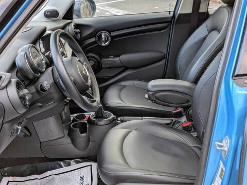 2016 MINI Hardtop 4 Door Cooper