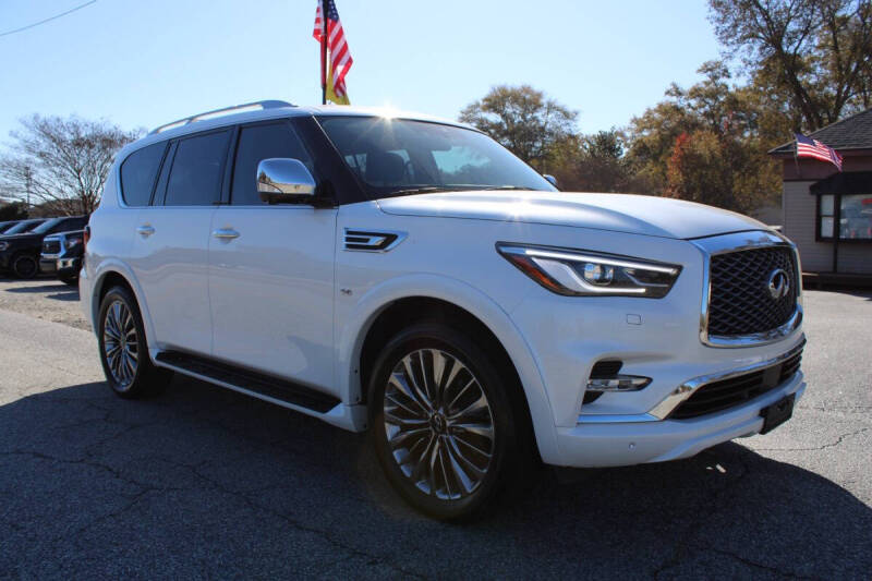 2019 INFINITI QX80 Base's photo