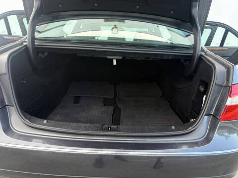 2011 Mercedes-Benz E-Class