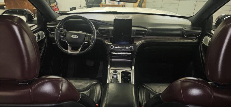 2020 Ford Explorer Platinum