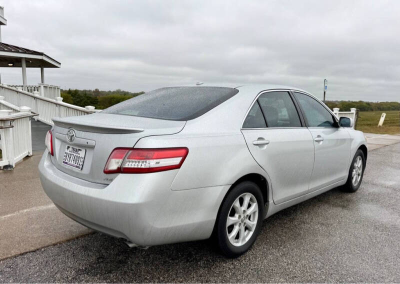 2010 Toyota Camry LE