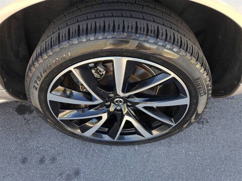 2023 Volvo XC90 B5 Plus Bright Theme