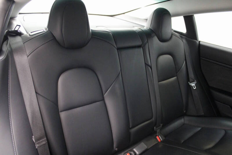 2019 Tesla Model 3 Mid Range