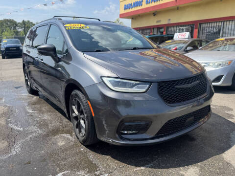 2021 Chrysler Pacifica Touring L