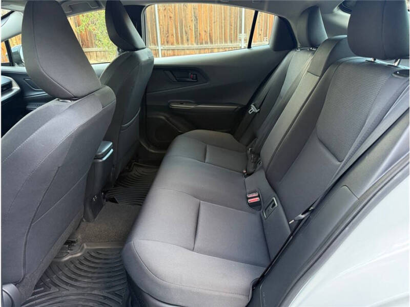 2023 Toyota Prius LE