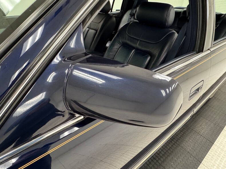 1997 Cadillac DeVille D'elegance