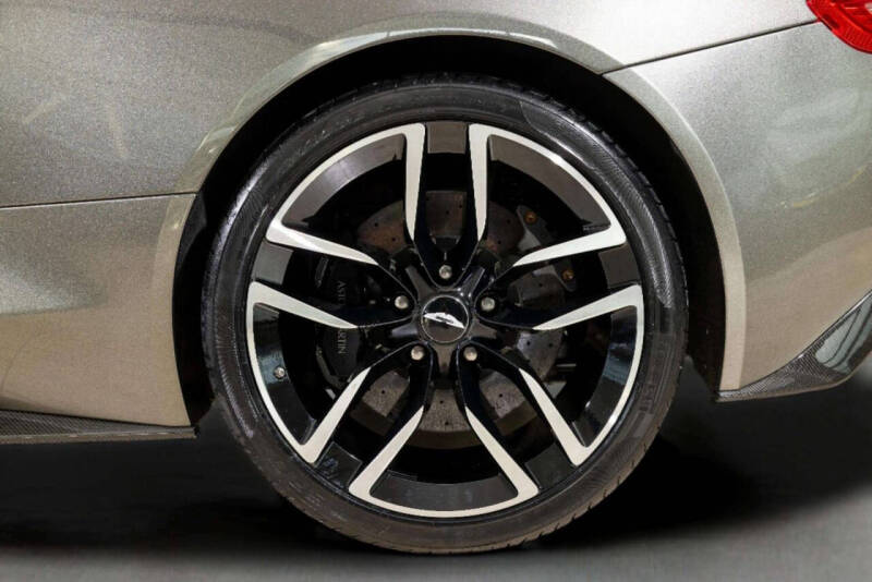 2016 Aston Martin Vanquish Volante