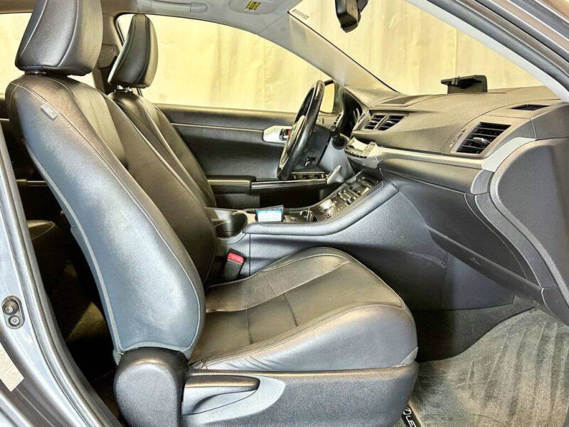 2012 Lexus CT 200h Premium