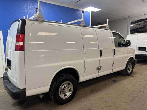 2018 Chevrolet Express 2500