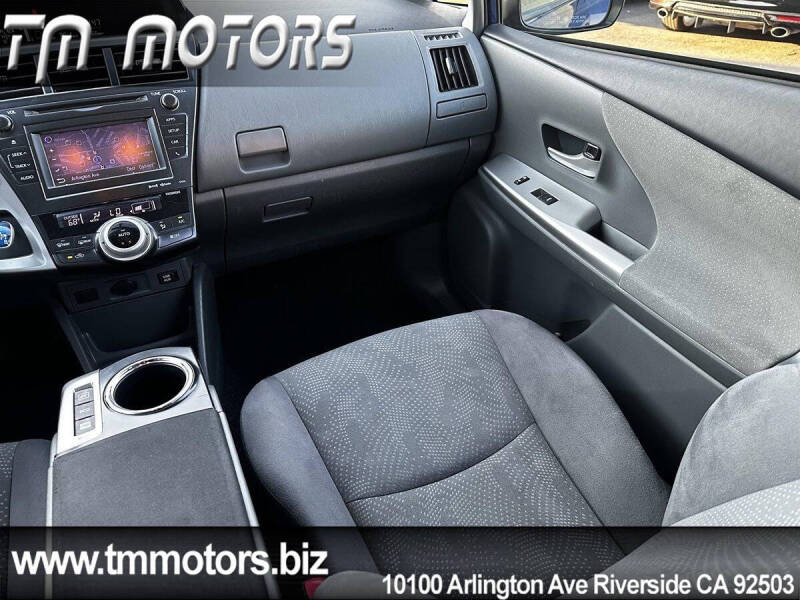 2013 Toyota Prius v Three