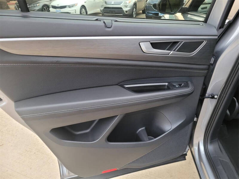 2025 Volkswagen Atlas Cross Sport SE