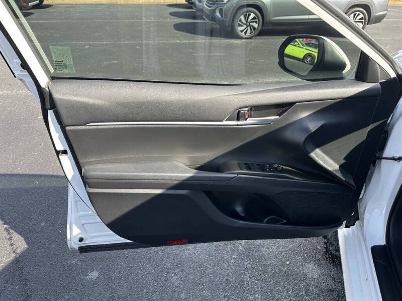 2023 Toyota Camry LE