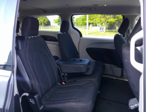 2017 Chrysler Pacifica LX