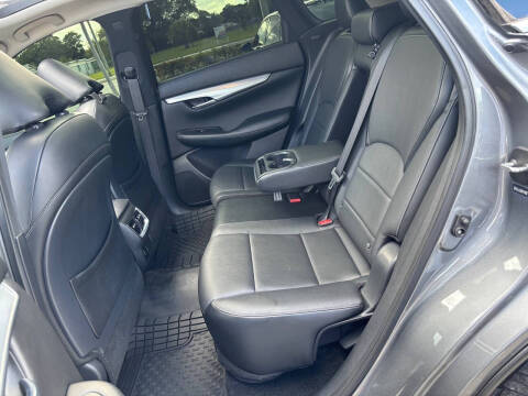 2019 Infiniti QX50 Luxe