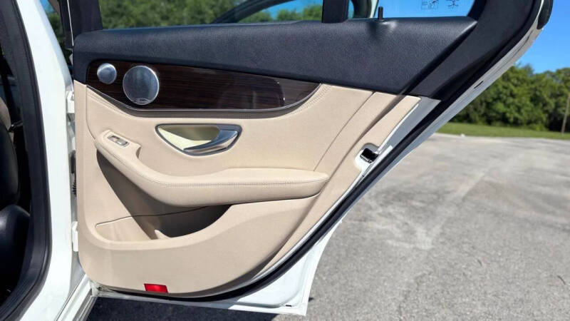 2015 Mercedes-Benz C-Class C 300 4MATIC