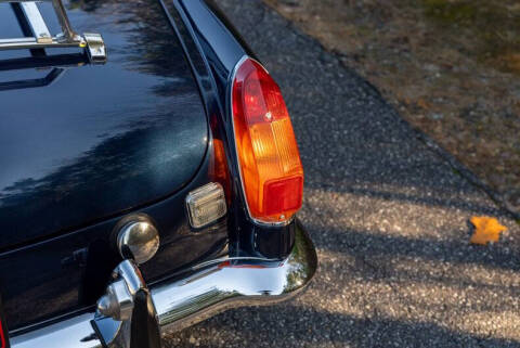 1973 MG B