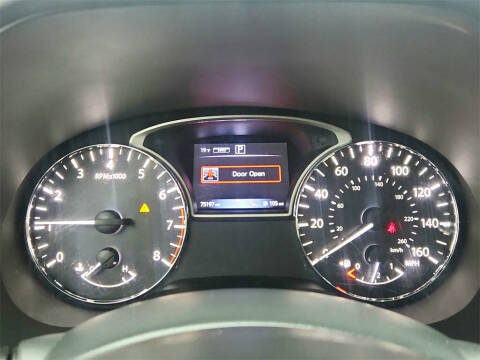 2017 Nissan Pathfinder Platinum