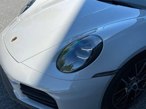 2025 Porsche 911 Carrera